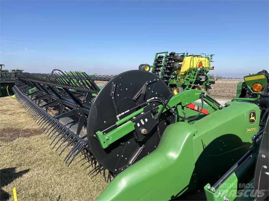 John Deere 740FD Akcesoria do kombajnów zbożowych