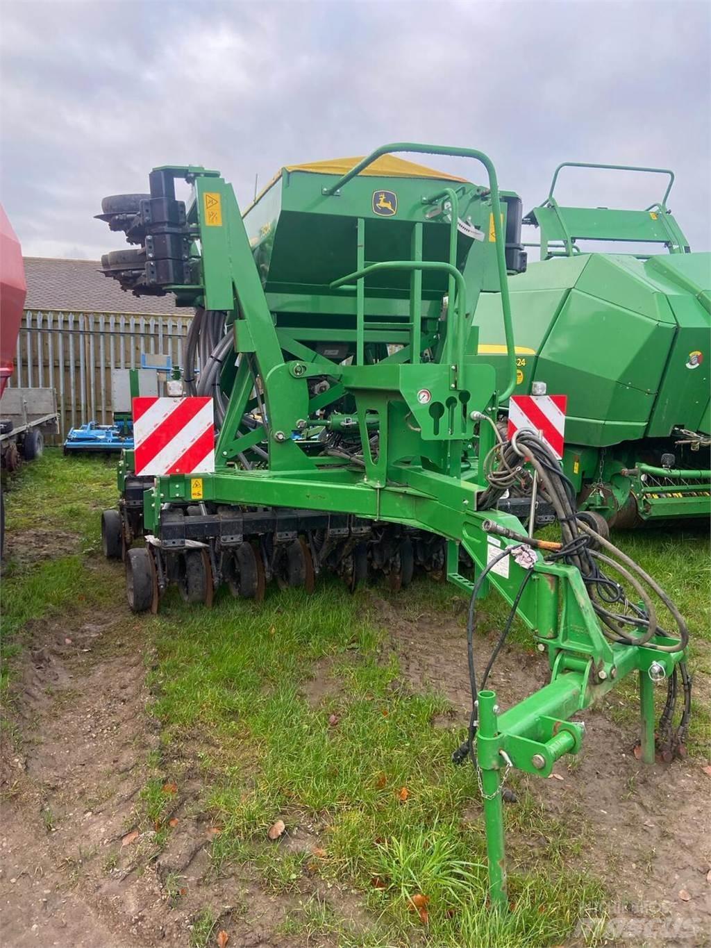 John Deere 750A Siewniki