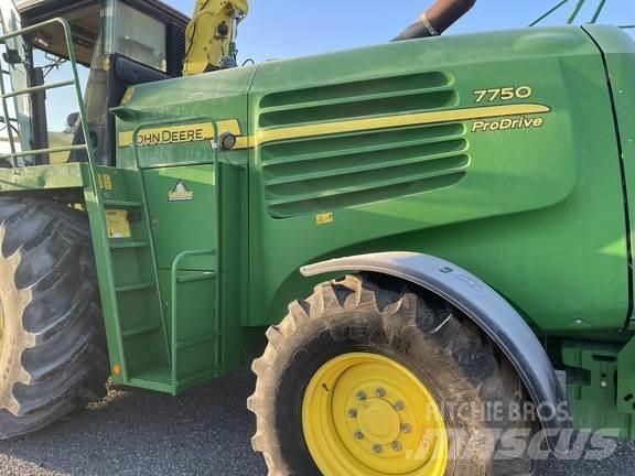 John Deere 7750 Kombajny silosowe