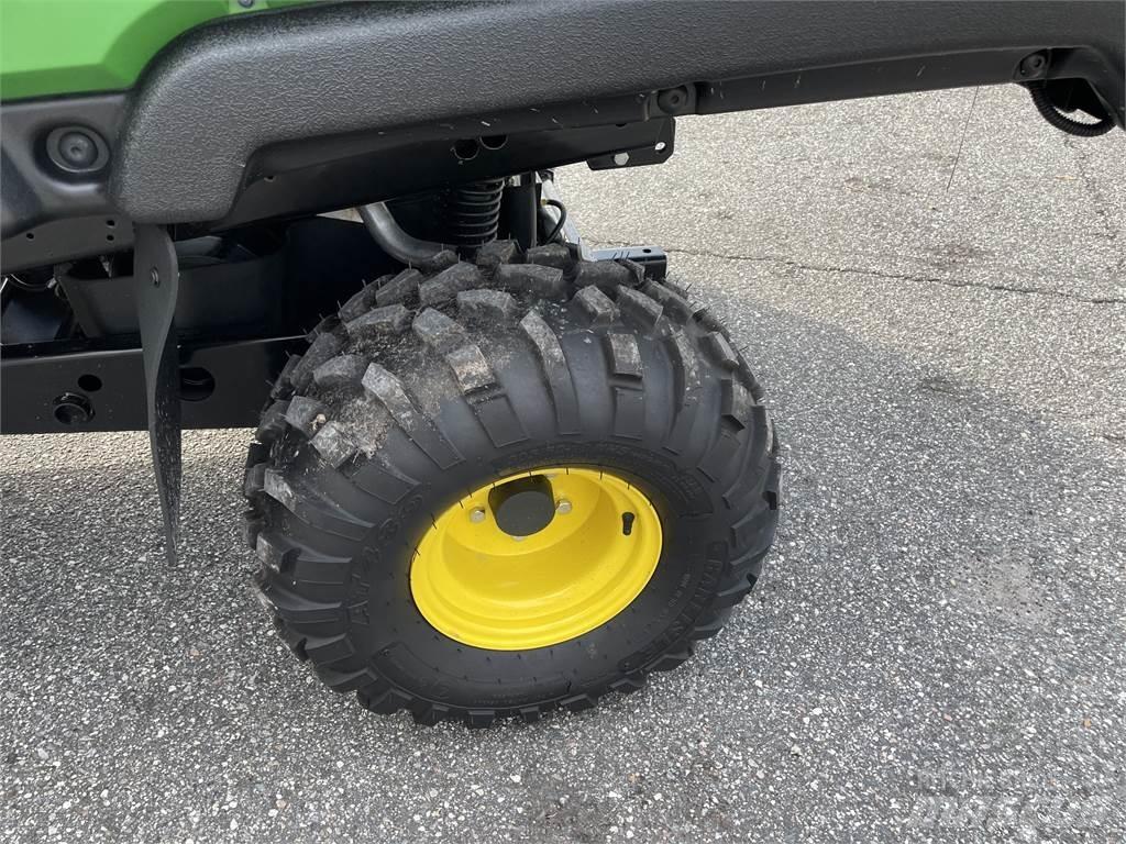 John Deere 815E Maszyny komunalne