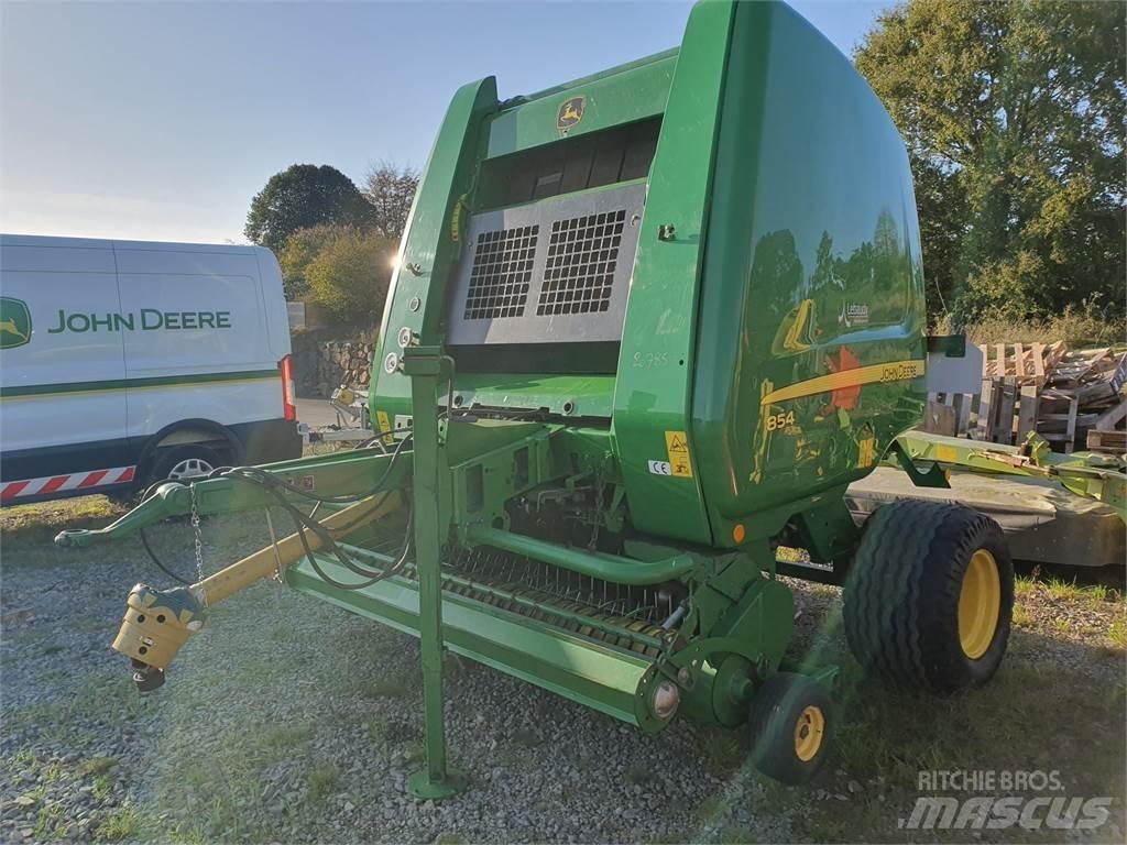 John Deere 854 Prasy zwijające