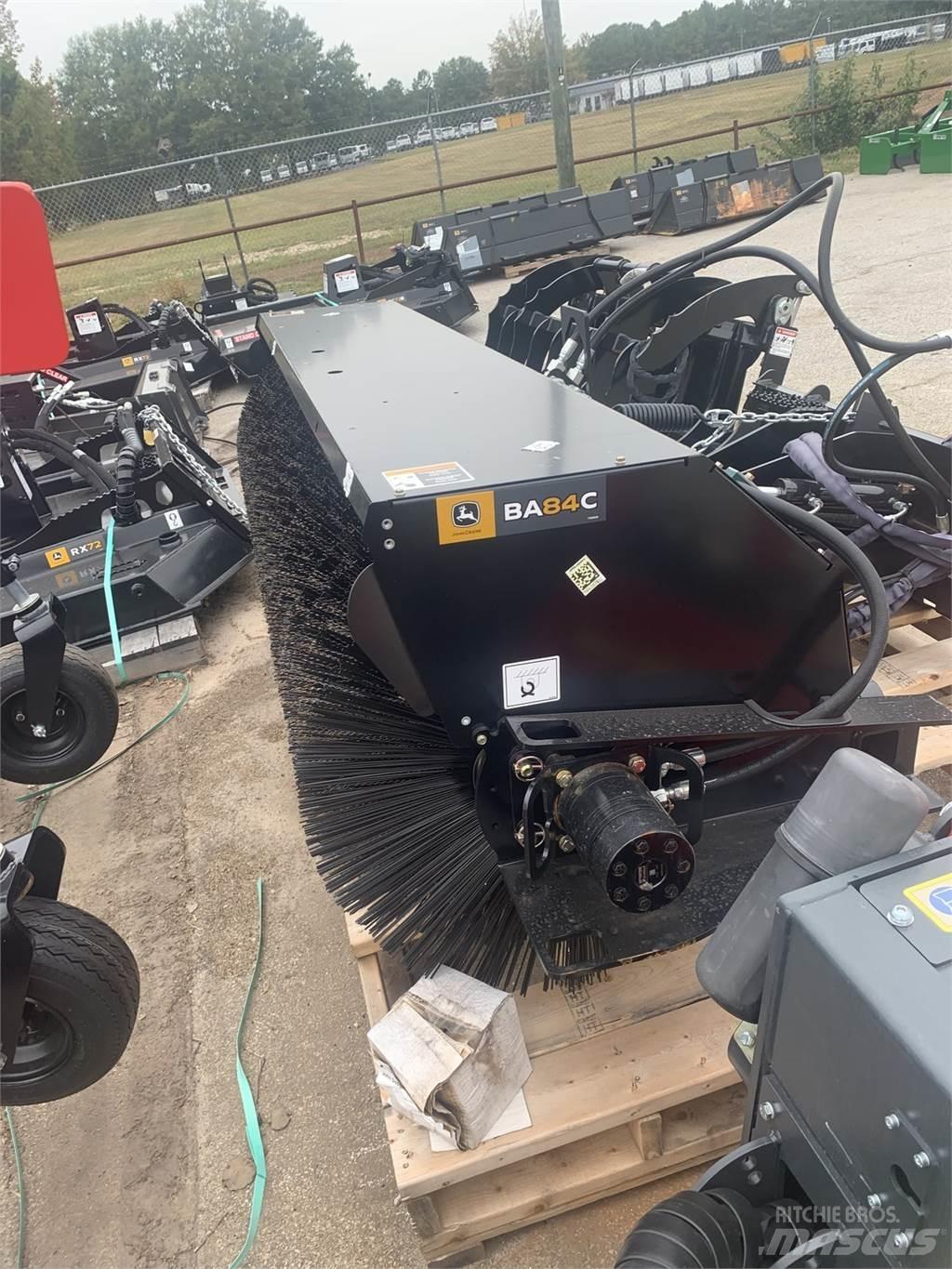 John Deere BA84C Maszyny budowlane - Inne