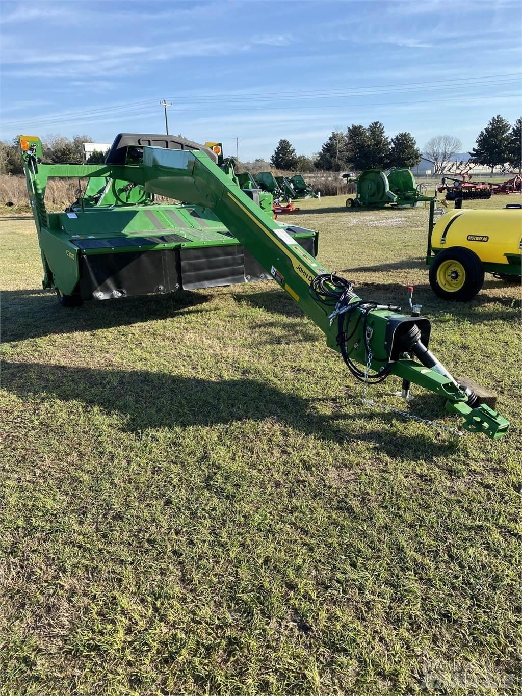 John Deere C300 Kosiarki ze wstępną obróbka paszy