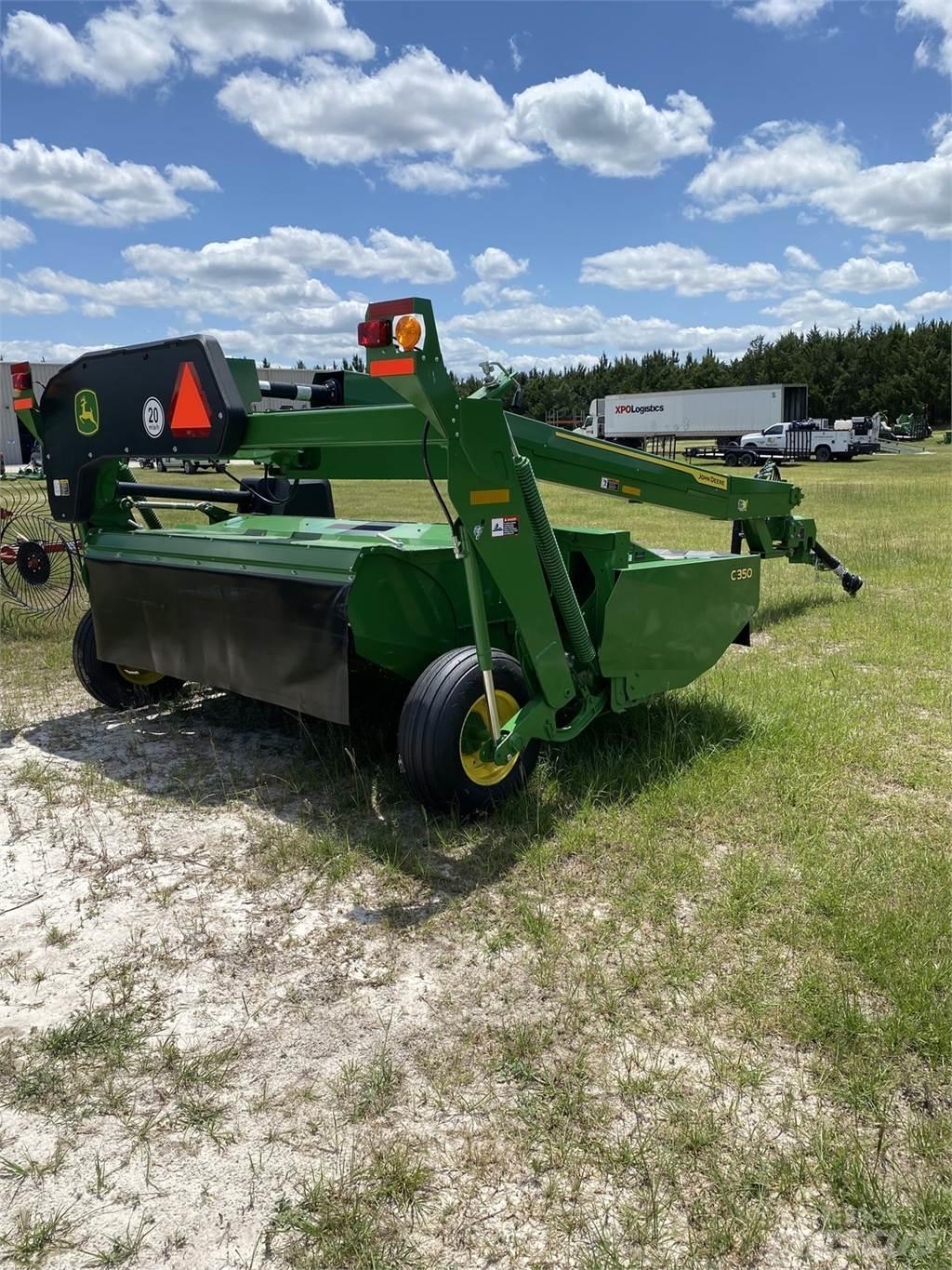 John Deere C350 Kosiarki ze wstępną obróbka paszy
