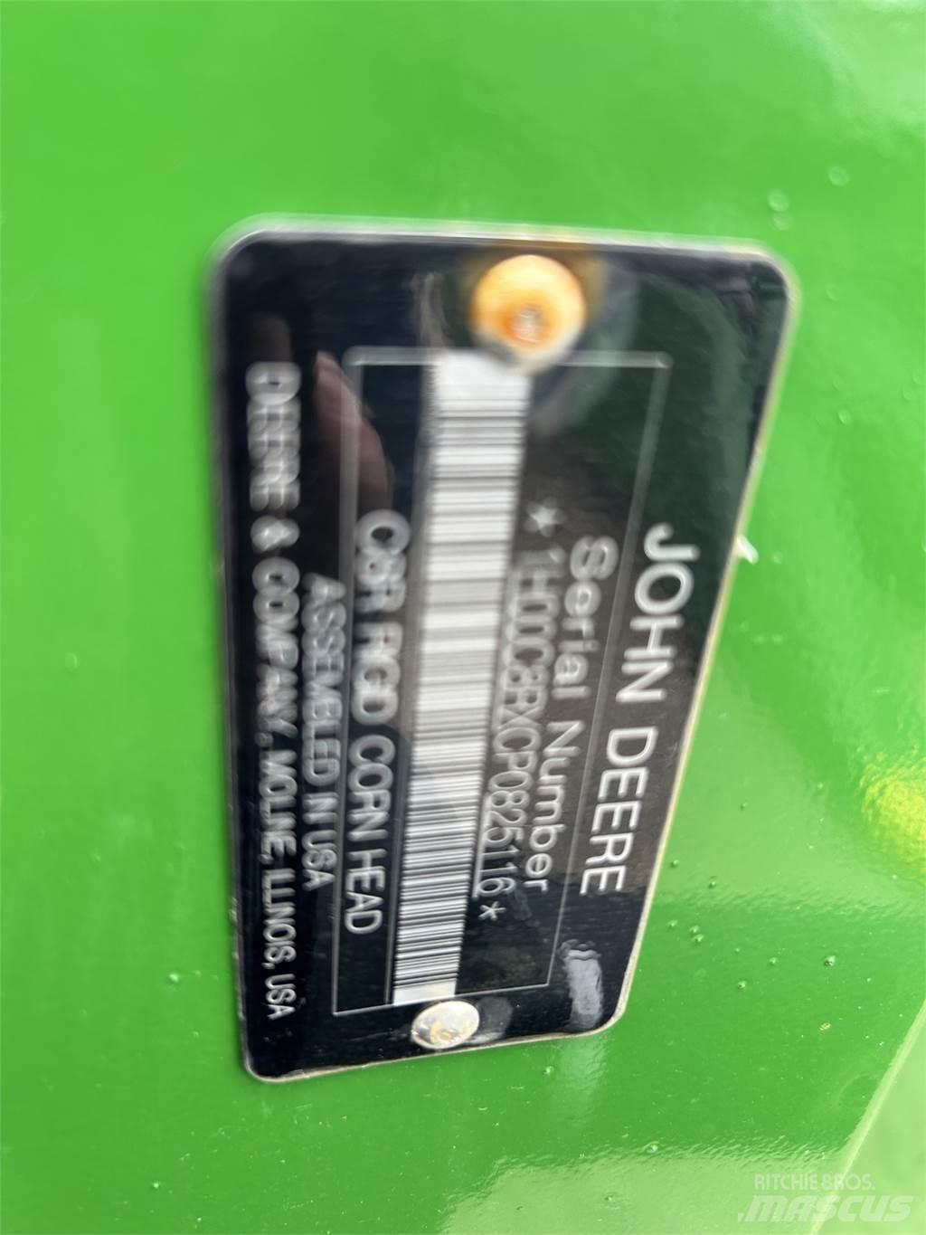 John Deere C8R Akcesoria do kombajnów zbożowych