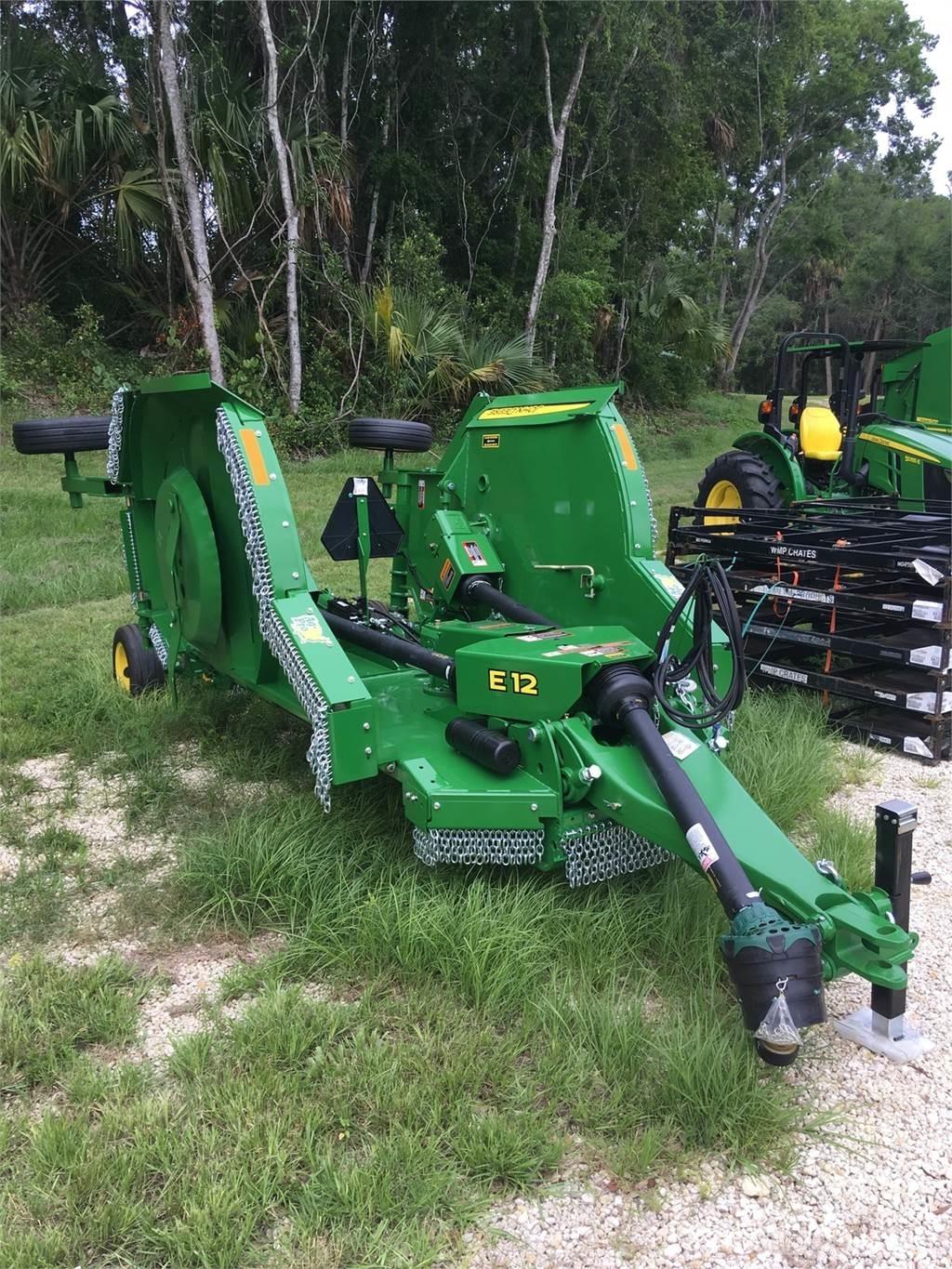 John Deere FC12E Rozdrabniacze, krajarki i odwijarki słomy