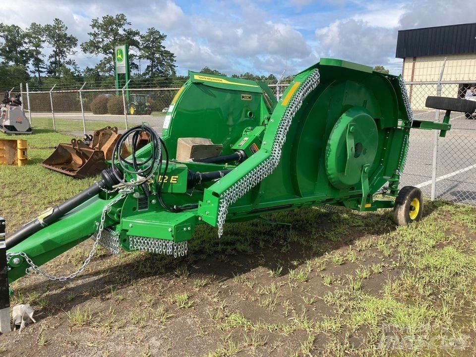 John Deere FC12E Rozdrabniacze, krajarki i odwijarki słomy