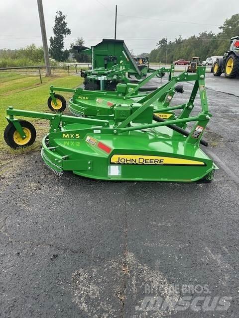 John Deere MX5 Rozdrabniacze, krajarki i odwijarki słomy