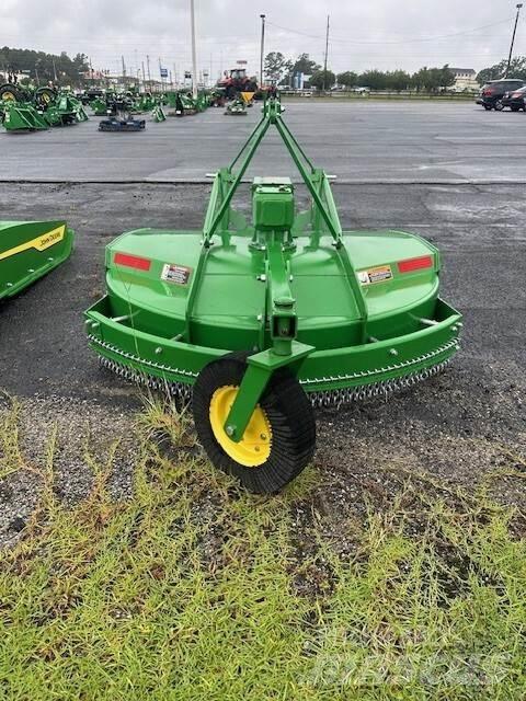 John Deere MX5 Rozdrabniacze, krajarki i odwijarki słomy