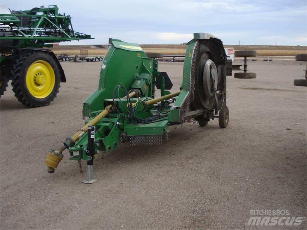 John Deere R15 Rozdrabniacze, krajarki i odwijarki słomy