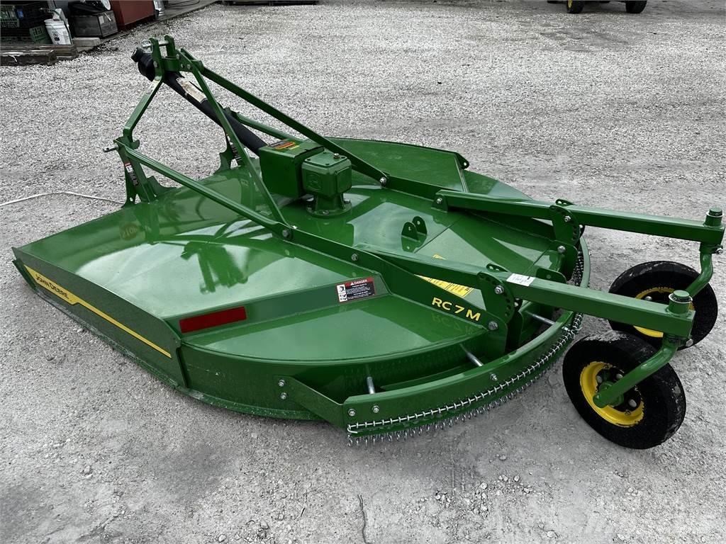 John Deere RC7M Rozdrabniacze, krajarki i odwijarki słomy