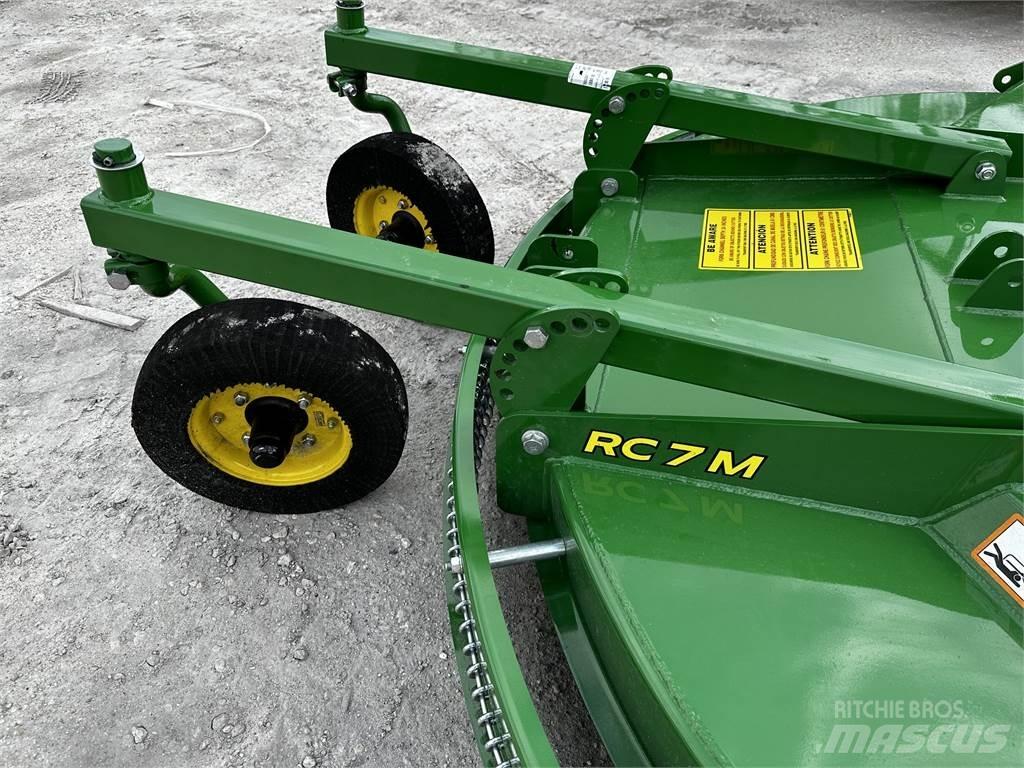 John Deere RC7M Rozdrabniacze, krajarki i odwijarki słomy