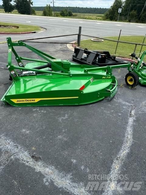 John Deere RC7M Rozdrabniacze, krajarki i odwijarki słomy