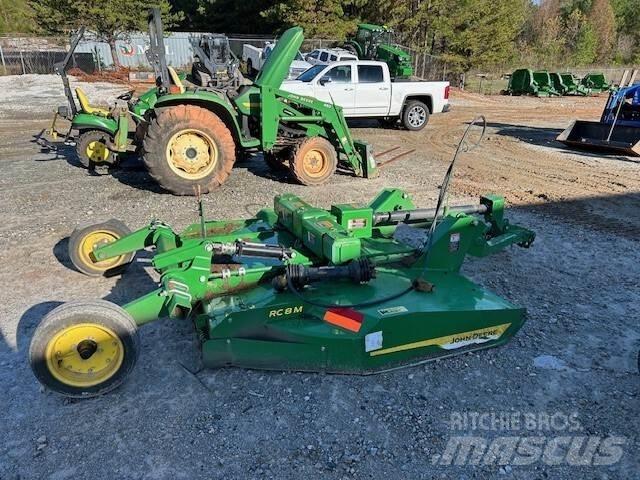 John Deere RC8M Rozdrabniacze, krajarki i odwijarki słomy
