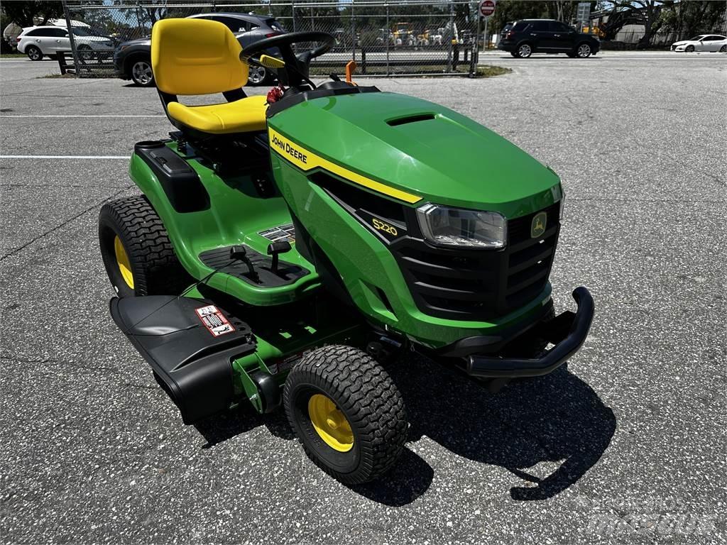 John Deere S220 Kosiarki ogrodowe