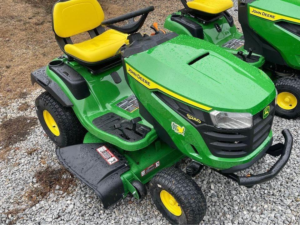 John Deere S240 Mikrociągniki