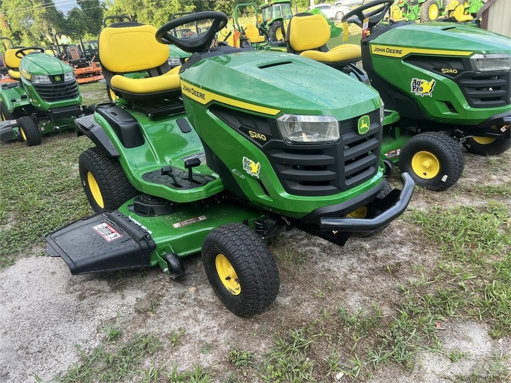 John Deere S240 Mikrociągniki