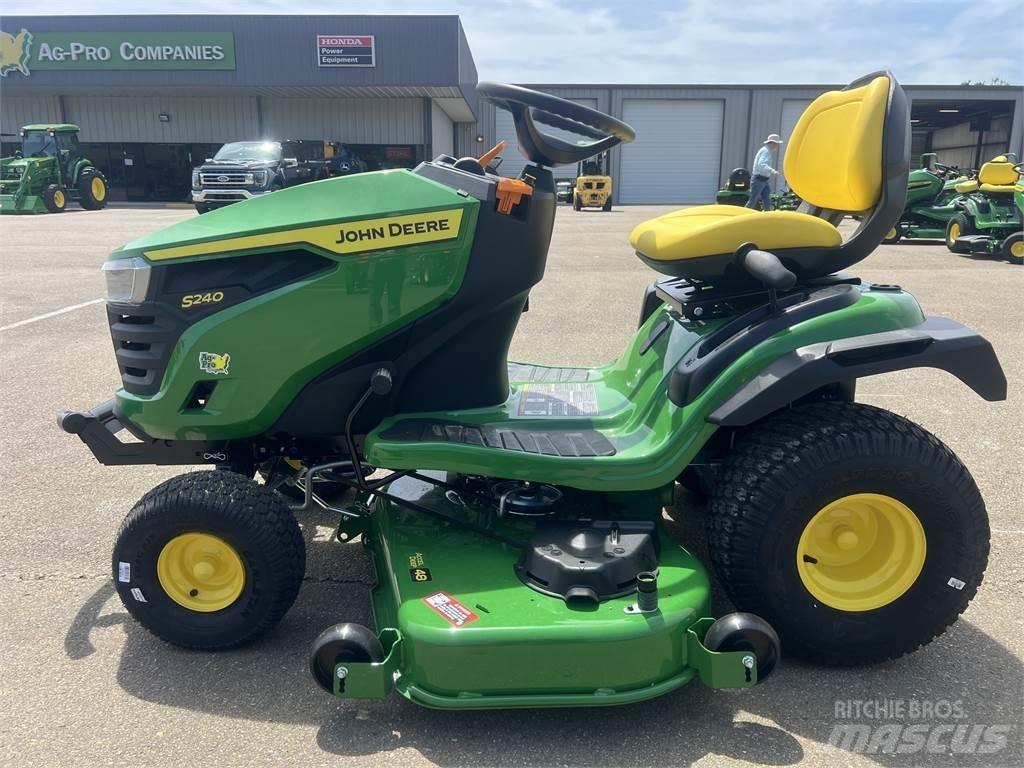 John Deere S240 Mikrociągniki