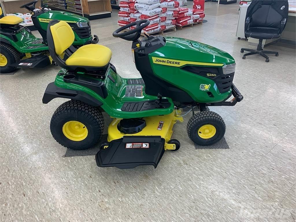 John Deere S240 Mikrociągniki