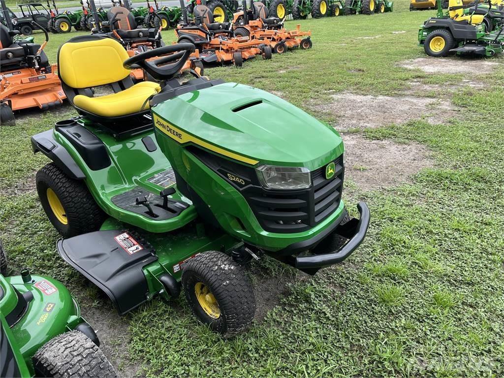 John Deere S240 Mikrociągniki