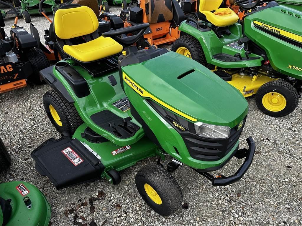 John Deere S240 Mikrociągniki