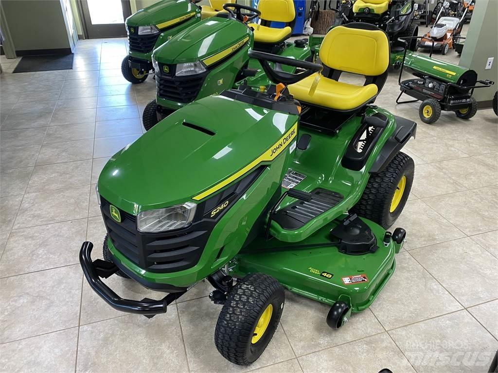 John Deere S240 Mikrociągniki