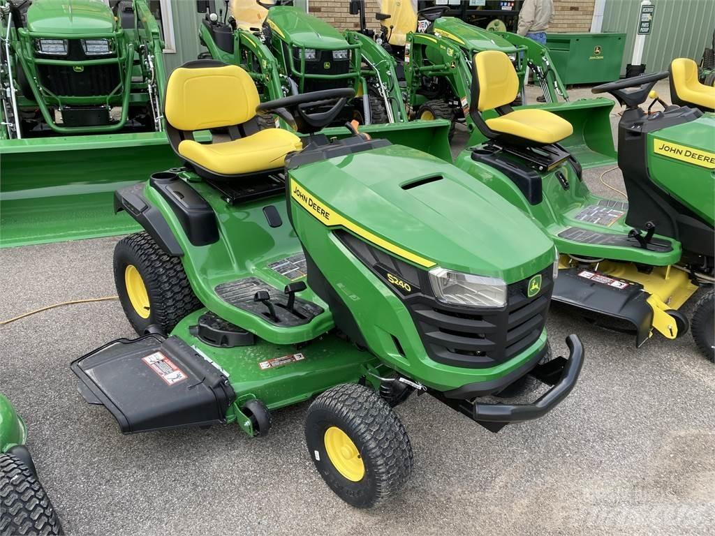 John Deere S240 Mikrociągniki