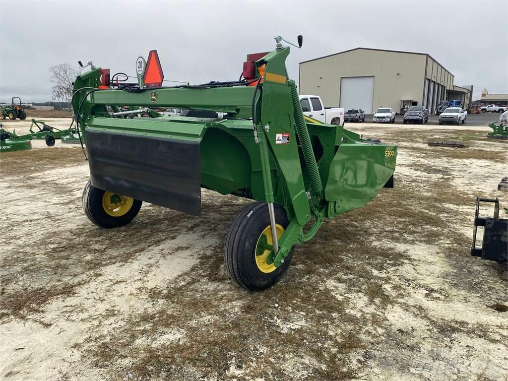John Deere S300 Kosiarki ze wstępną obróbka paszy
