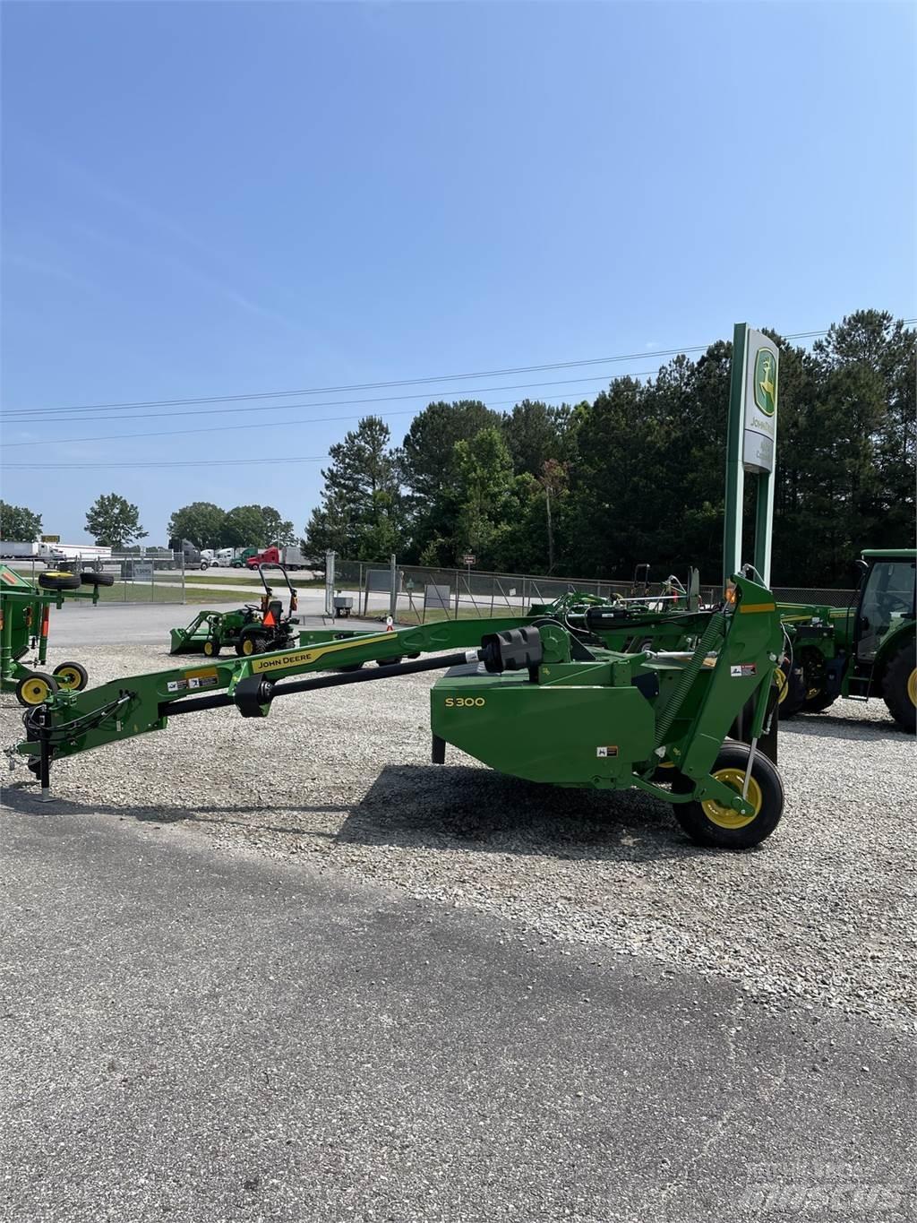 John Deere S300 Kosiarki ze wstępną obróbka paszy
