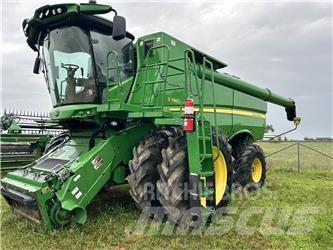 John Deere S680 Kombajny zbożowe