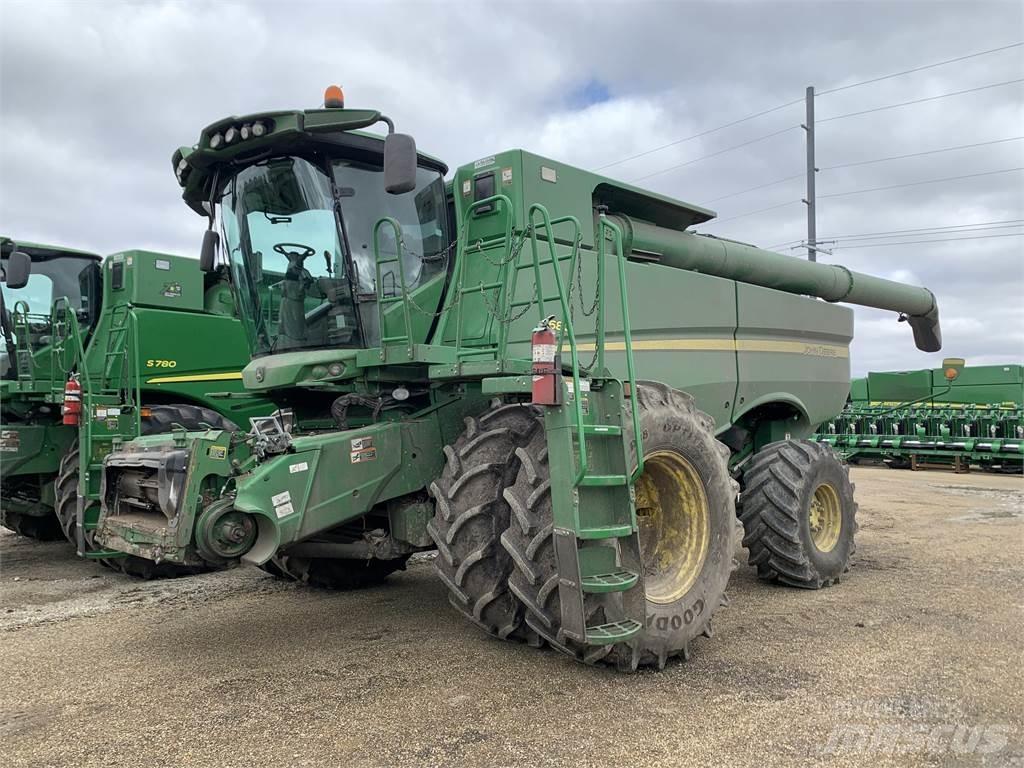 John Deere S680 Kombajny zbożowe
