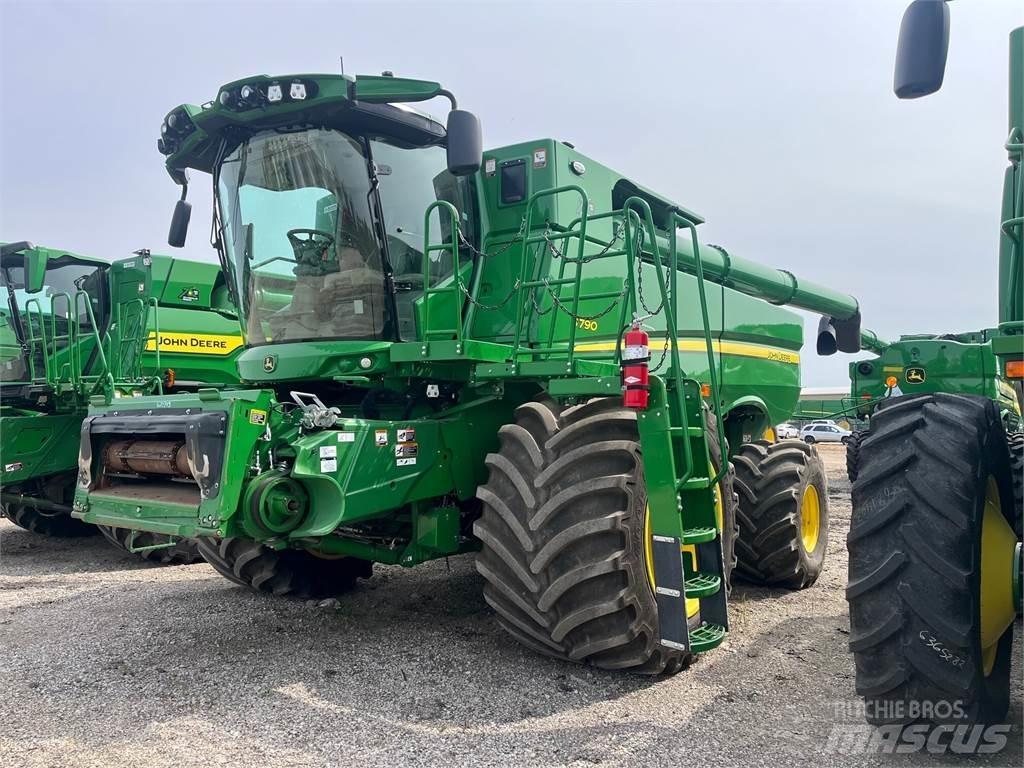 John Deere S790 Kombajny zbożowe