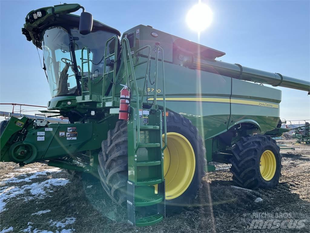 John Deere S790 Kombajny zbożowe