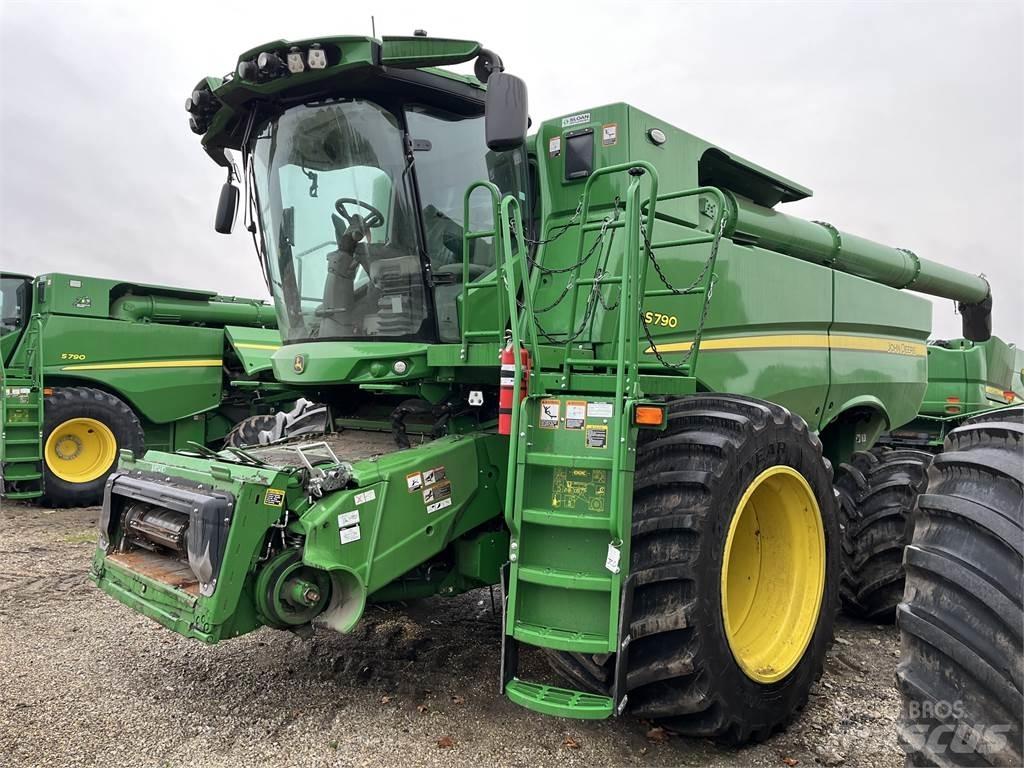 John Deere S790 Kombajny zbożowe