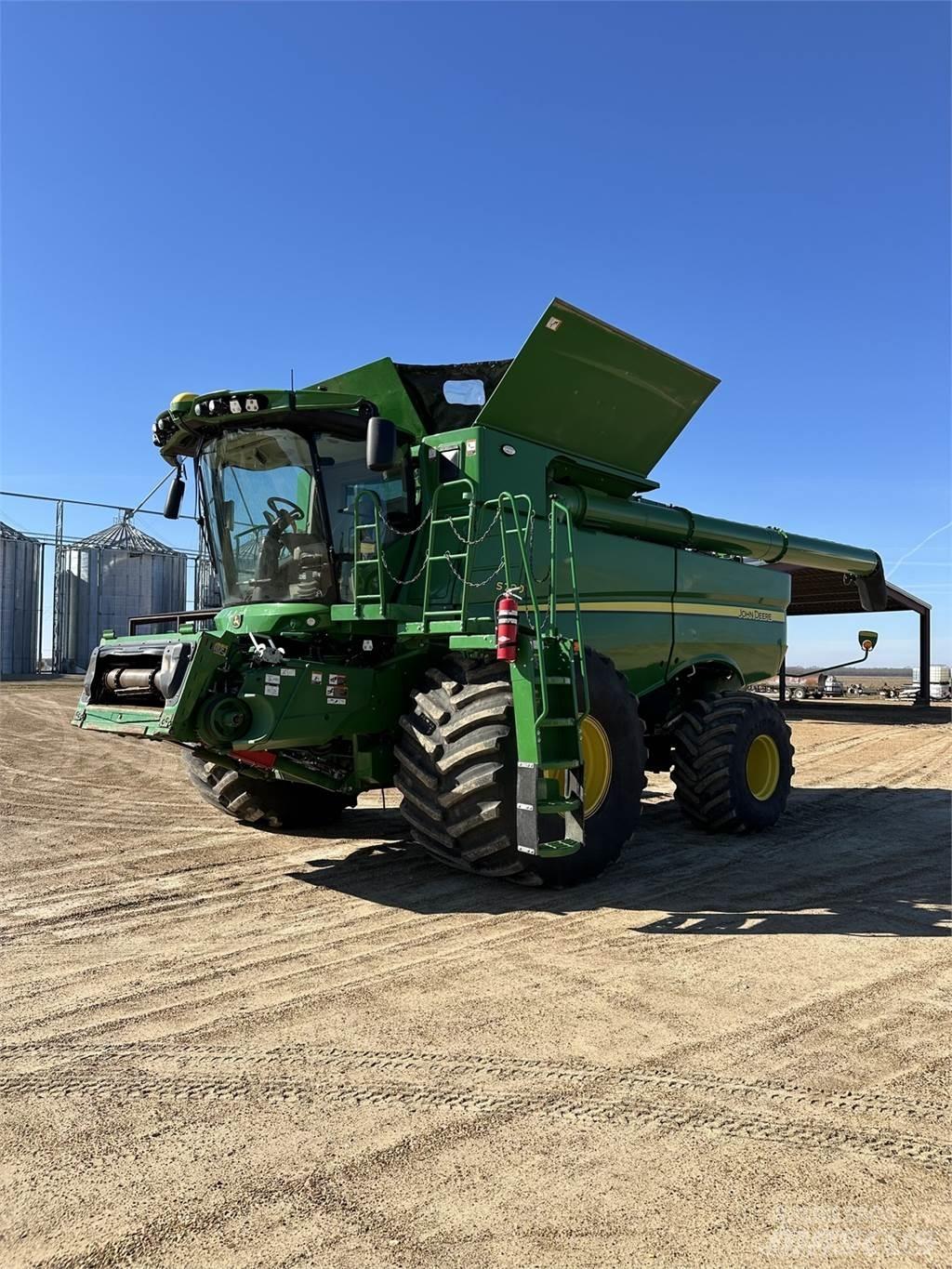 John Deere S790 Kombajny zbożowe