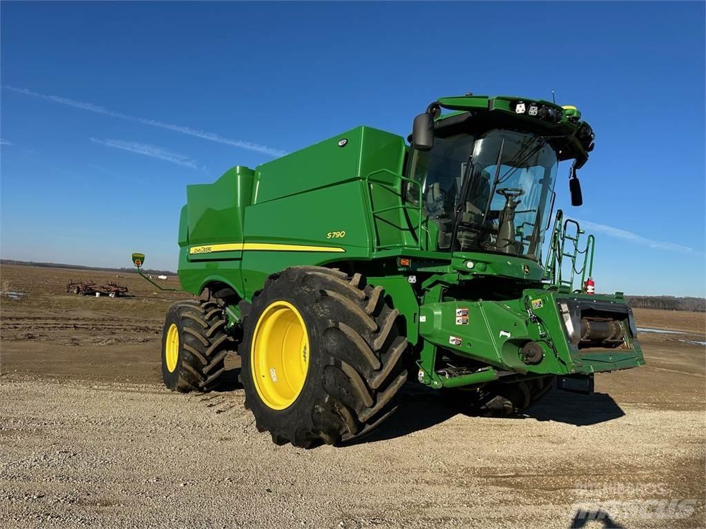 John Deere S790 Kombajny zbożowe