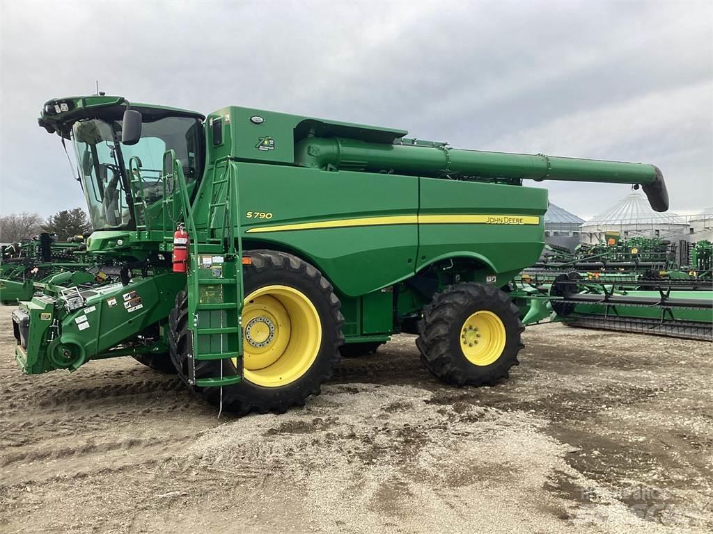 John Deere S790 Kombajny zbożowe