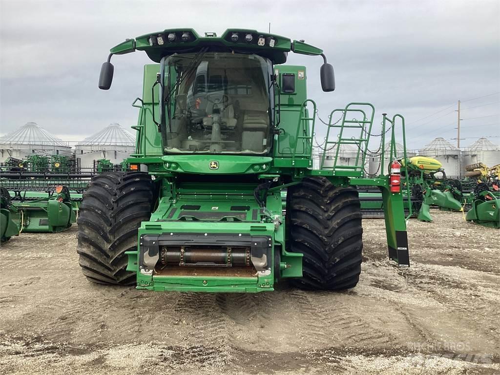 John Deere S790 Kombajny zbożowe