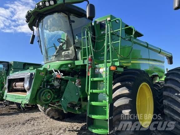 John Deere S790 Kombajny zbożowe
