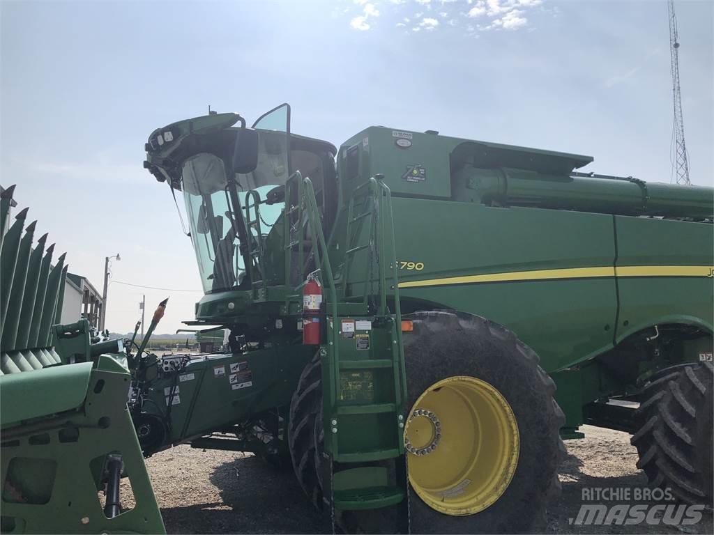 John Deere S790 Kombajny zbożowe