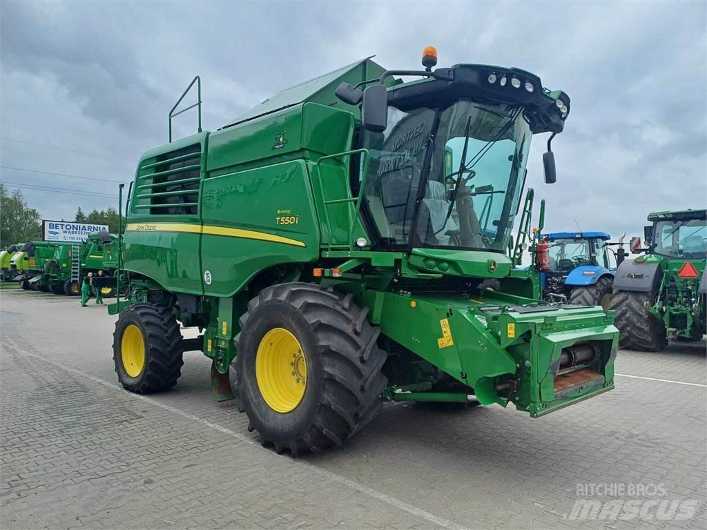John Deere T550 Kombajny zbożowe