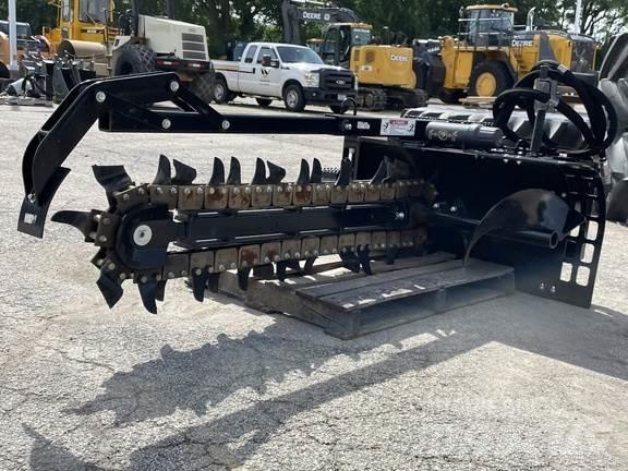 John Deere TR48B Maszyny budowlane - Inne