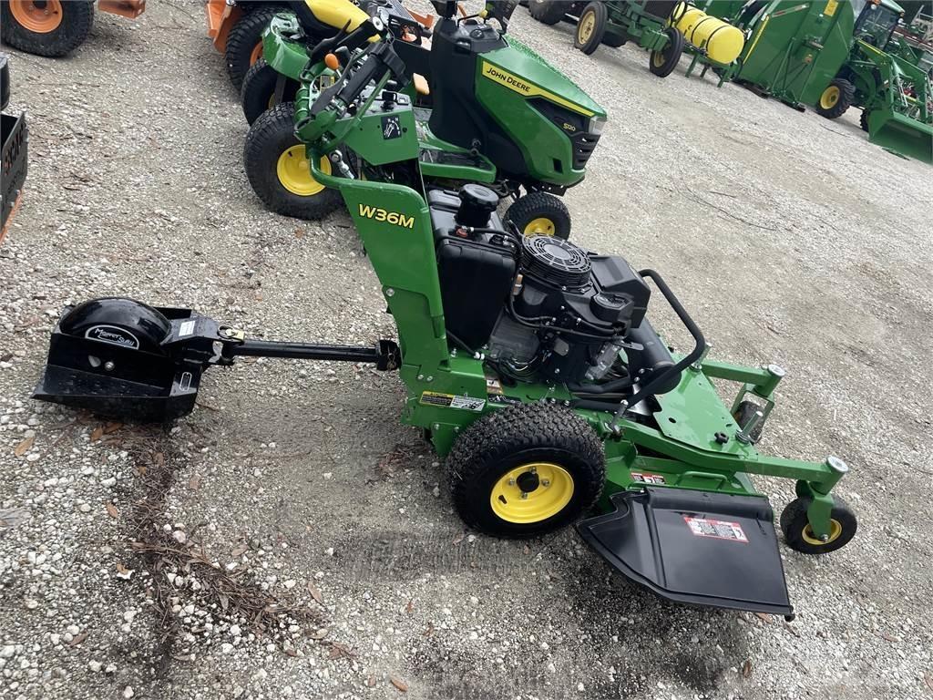 John Deere W36M Kosiarki mechaniczne z operatorem za maszyną
