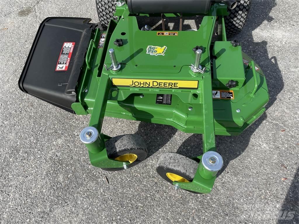 John Deere W36R Kosiarki mechaniczne z operatorem za maszyną