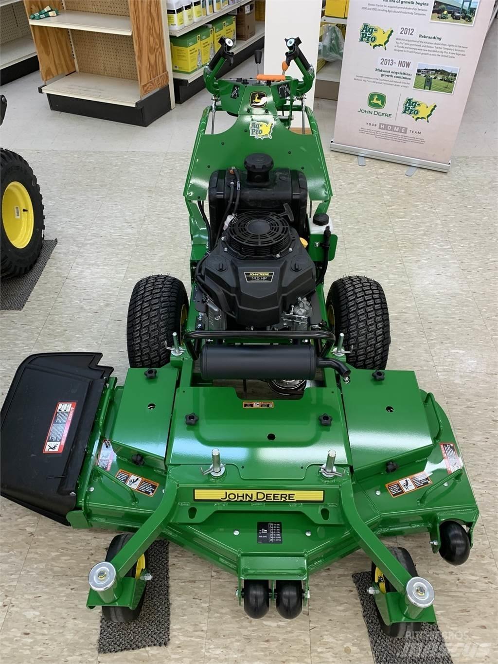 John Deere W48M Kosiarki mechaniczne z operatorem za maszyną