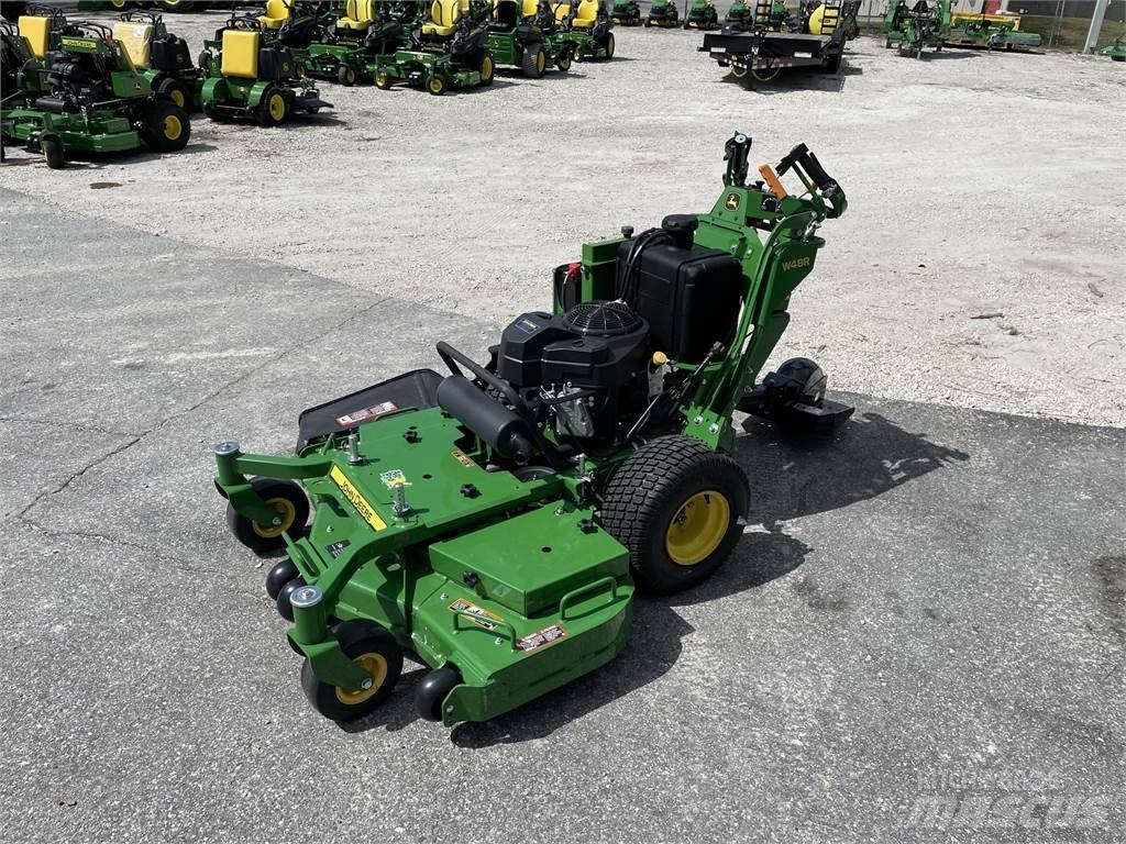 John Deere W48R Kosiarki mechaniczne z operatorem za maszyną