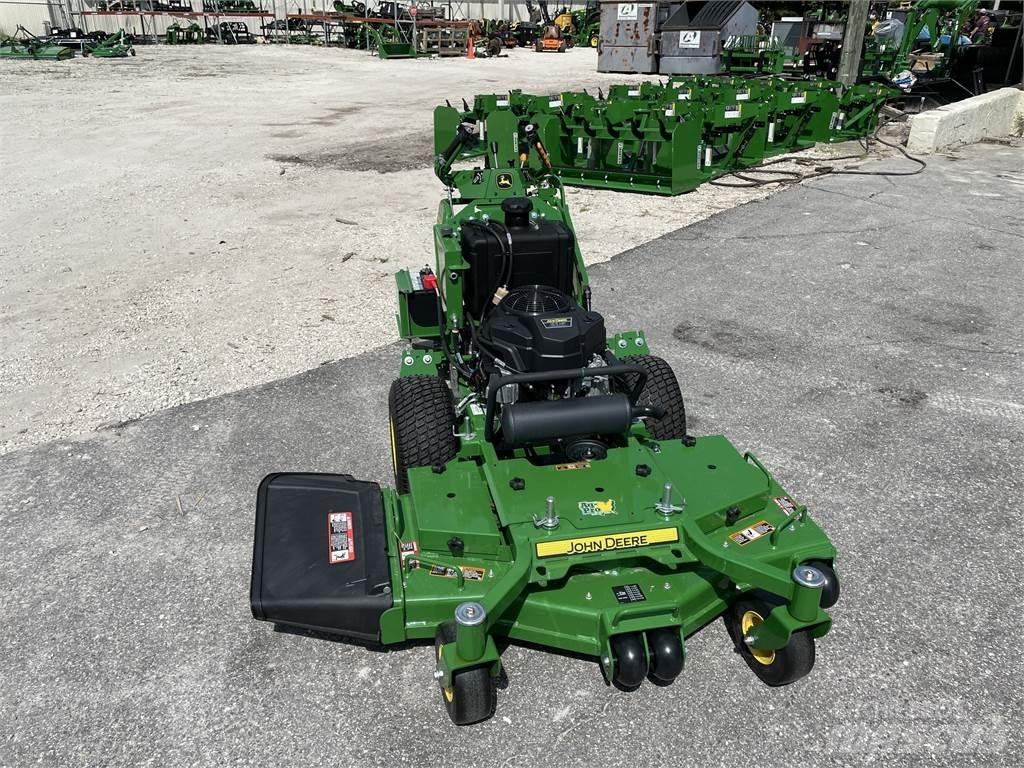 John Deere W48R Kosiarki mechaniczne z operatorem za maszyną