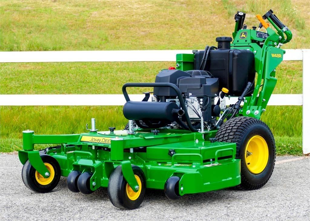 John Deere W48R Kosiarki mechaniczne z operatorem za maszyną