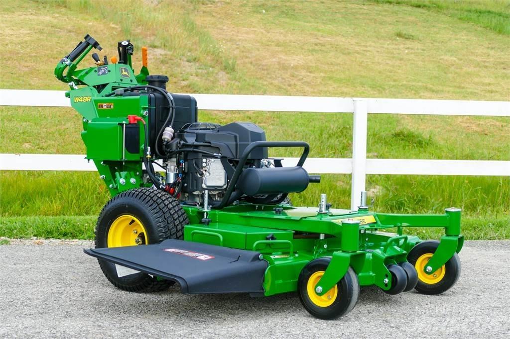 John Deere W48R Kosiarki mechaniczne z operatorem za maszyną
