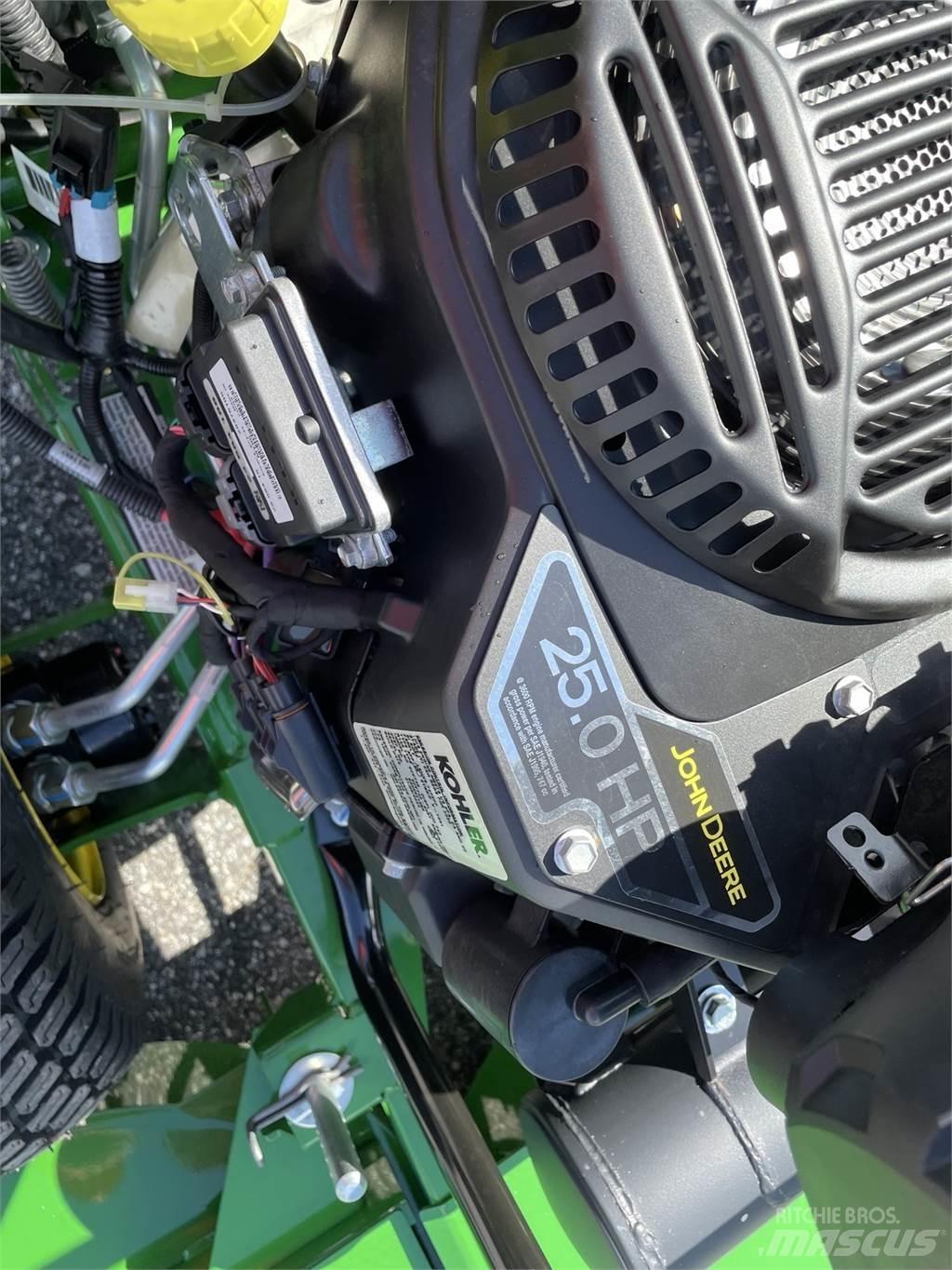 John Deere W61R Kosiarki mechaniczne z operatorem za maszyną
